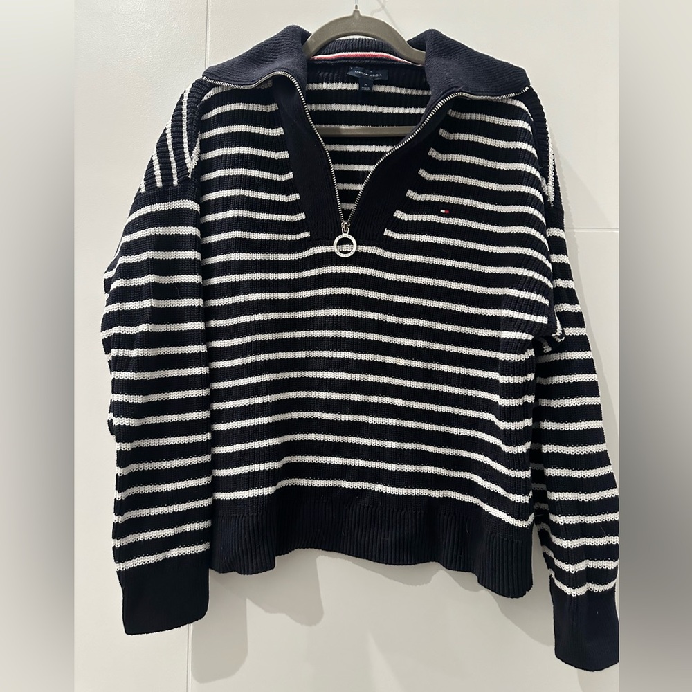 Tommy Hilfiger Navy and White Striped Knit Sweater